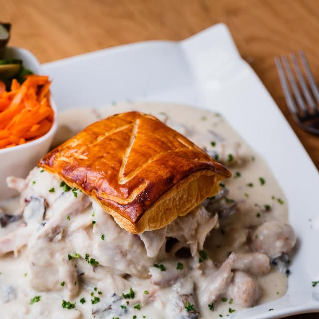 557404545_18402673492137200_196080413882826552_n.